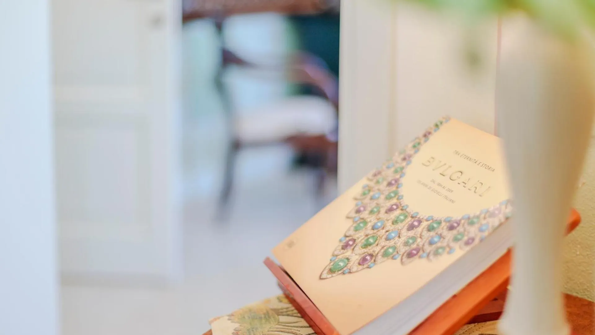 Villa Montefalcone: Charm, Private Pool, And Chef Orentano Chalet
