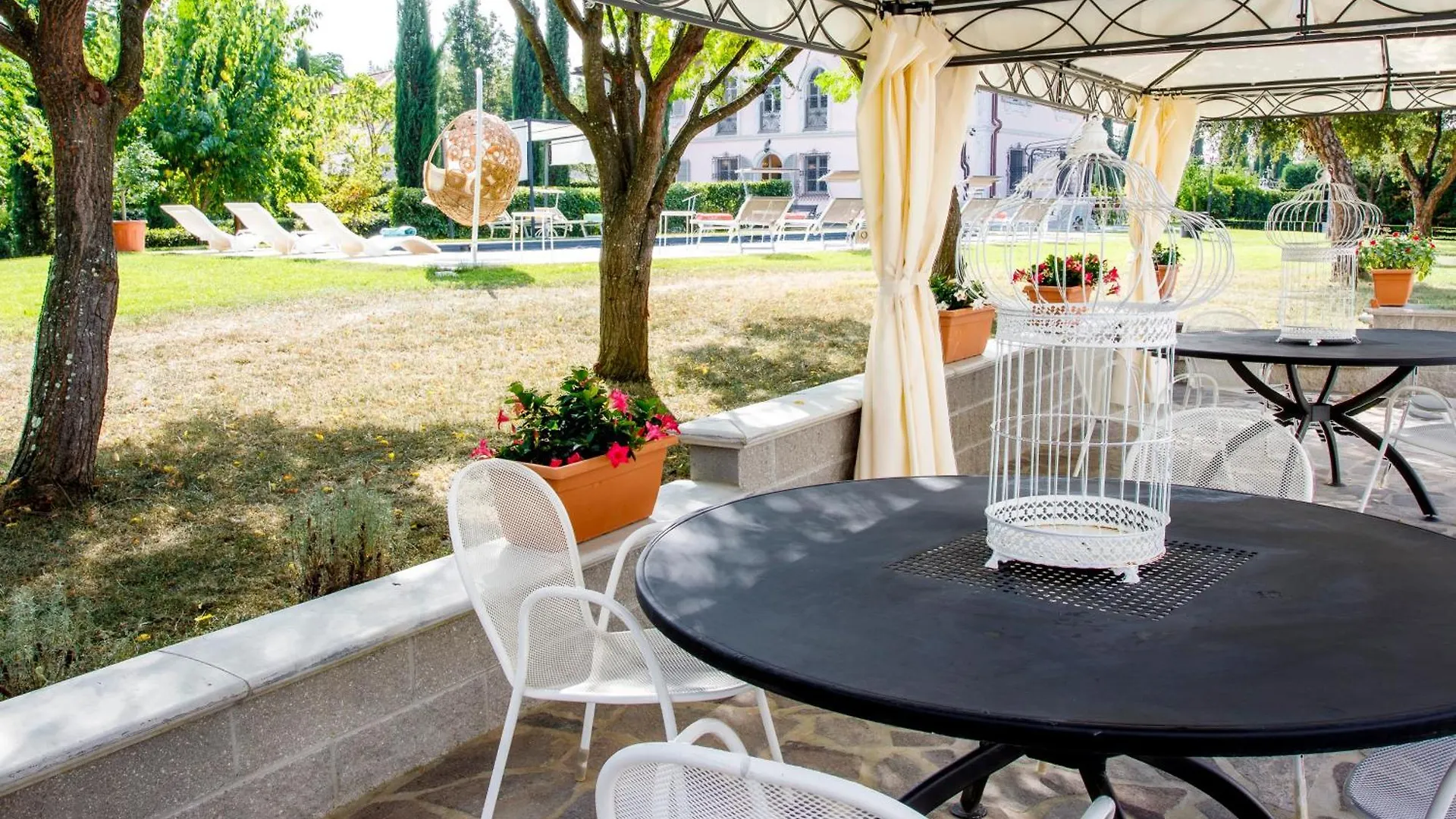 Villa Montefalcone: Charm, Private Pool, And Chef Orentano 0*,  Italy