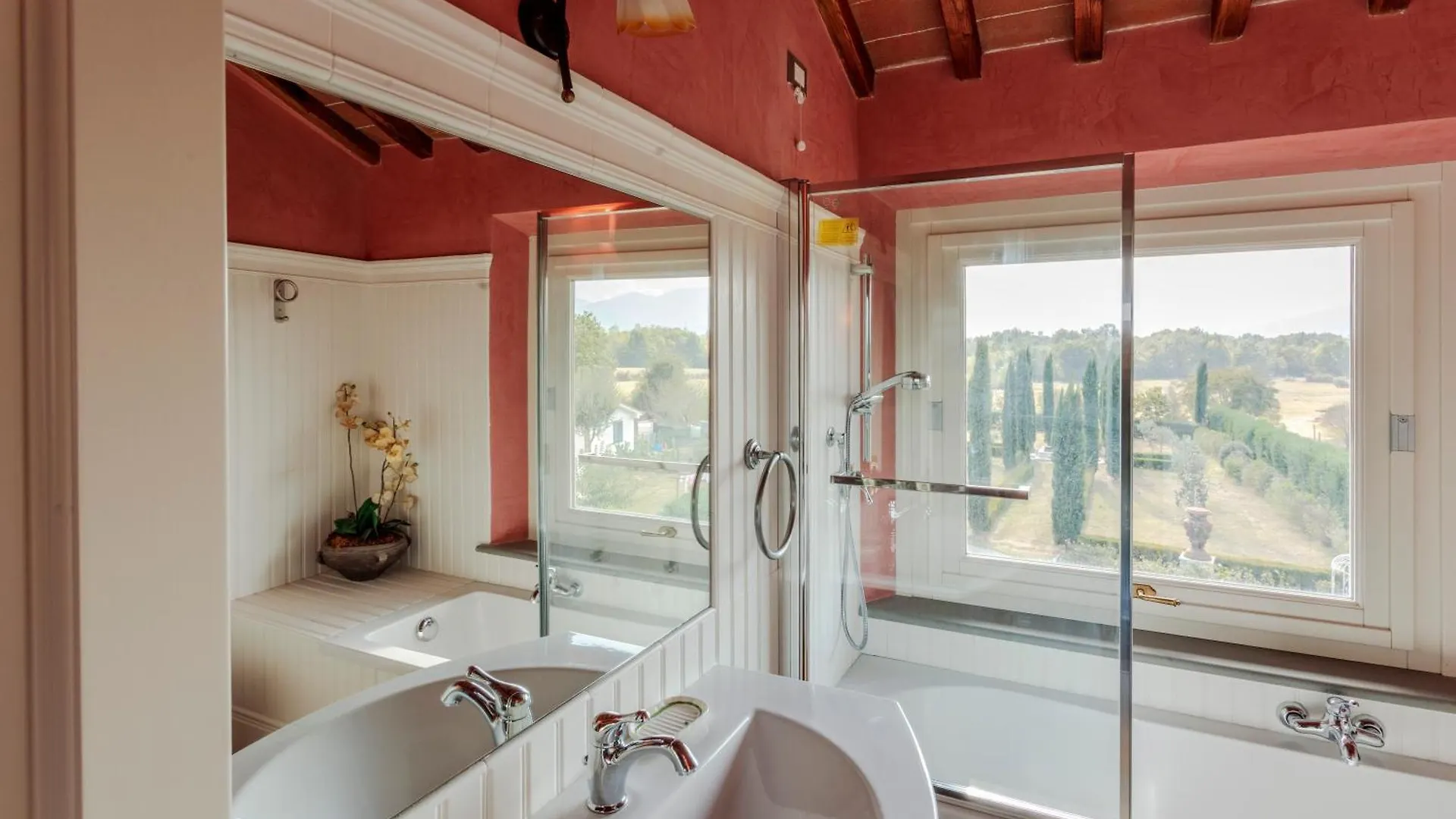 Villa Montefalcone: Charm, Private Pool, And Chef Orentano 0*,  Italy