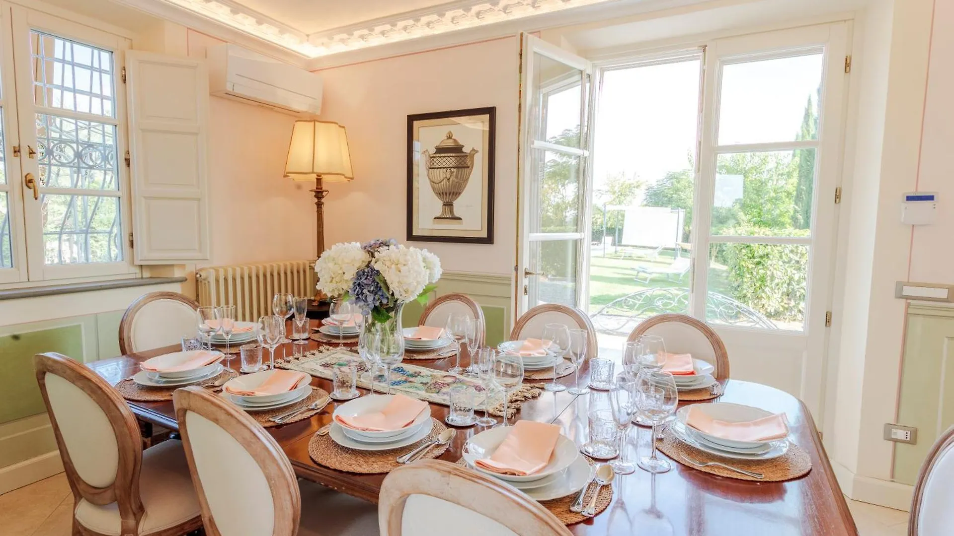 Villa Montefalcone: Charm, Private Pool, And Chef Orentano Chalet