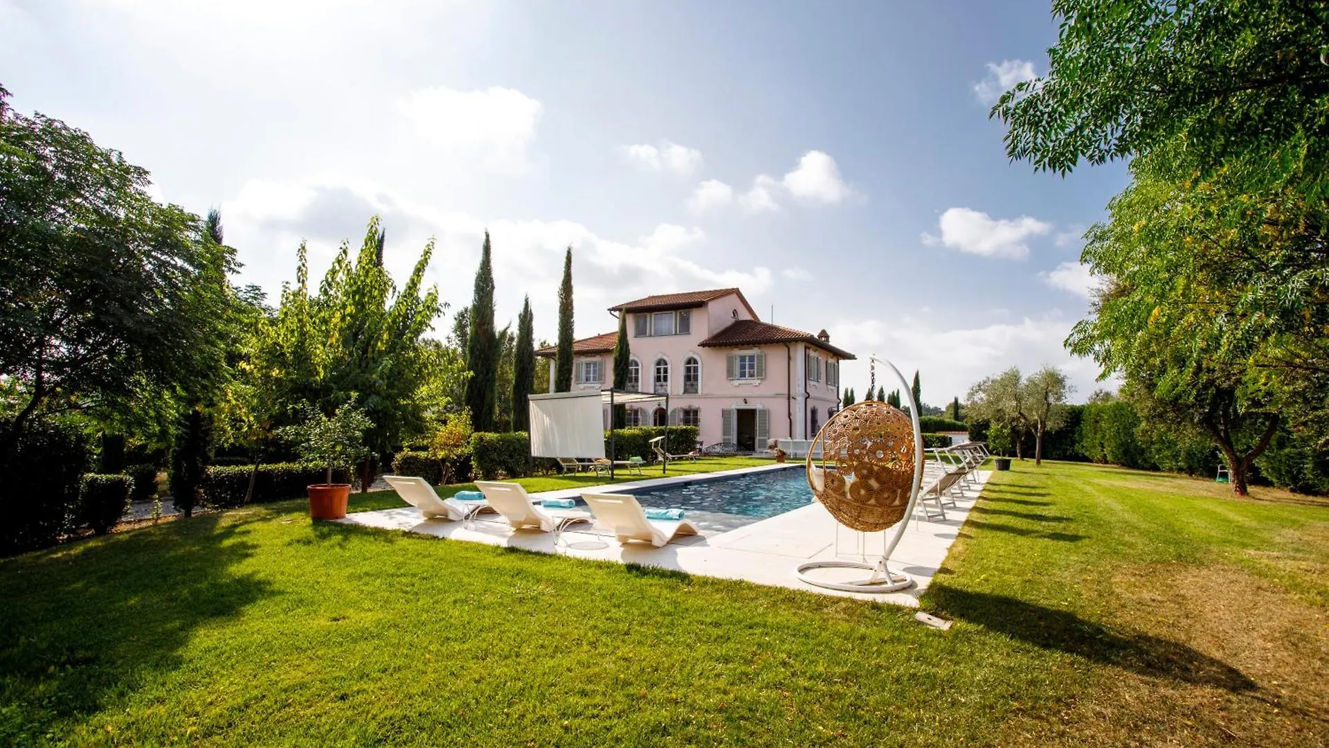 Chalet Villa Montefalcone: Charm, Private Pool, And Chef Orentano Italy
