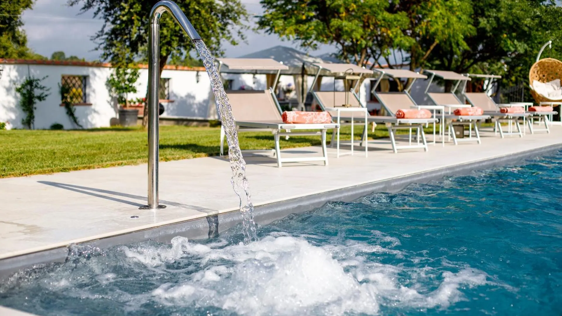 Villa Montefalcone: Charm, Private Pool, And Chef Orentano 0*,  Italy