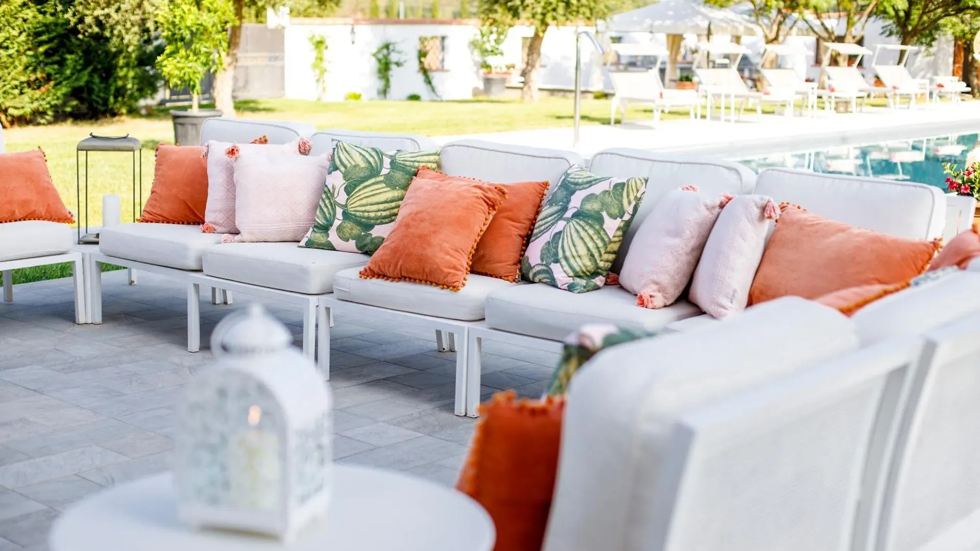 Villa Montefalcone: Charm, Private Pool, And Chef Orentano Chalet